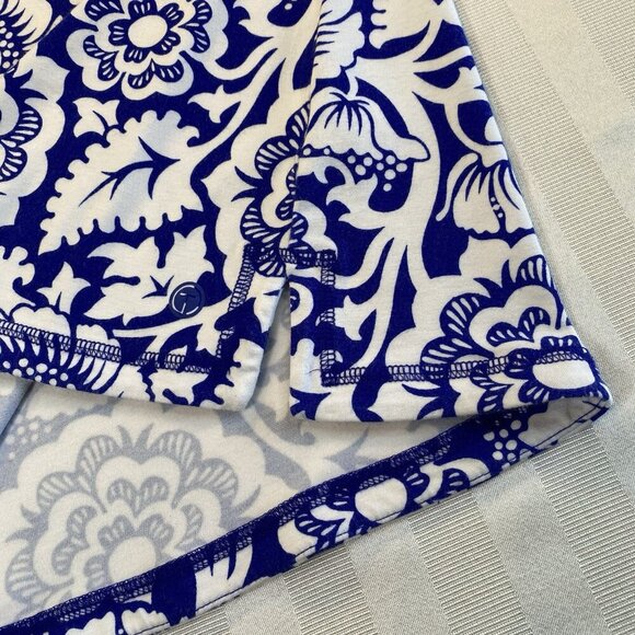 T By TALBOTS Blue Floral UPF 50+ Sun Protection Stretch Knit Top Lp PETITE - Picture 13 of 14